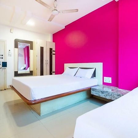 Spot On 42793 Hotel Gurukrupa Shirdi Exterior foto