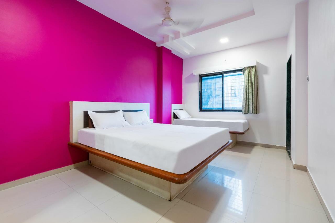 Spot On 42793 Hotel Gurukrupa Shirdi Exterior foto
